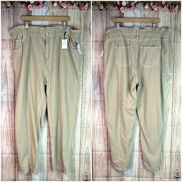 NWT Forever 21 Plus Paperbag Waist Jeans - Picture 2 of 4